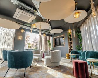Hôtel Akena Chalons-En-Champagne - Châlons-en-Champagne - Lounge