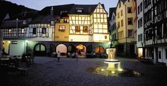 Hotel-Restaurant Moselblümchen - Bernkastel-Kues