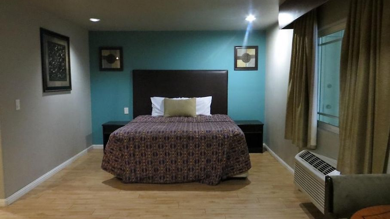 洛磯旅館 - 長灘