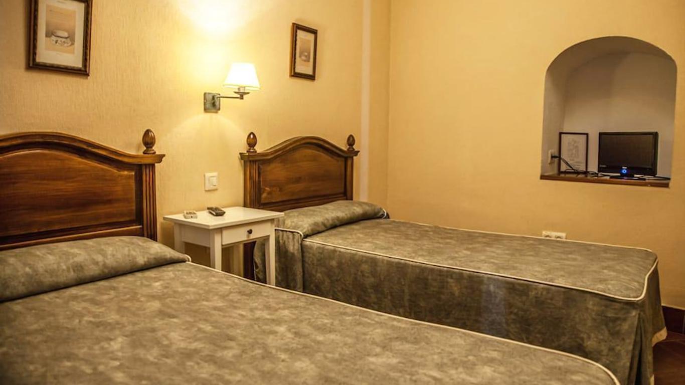 Hostal Mesón Plaza