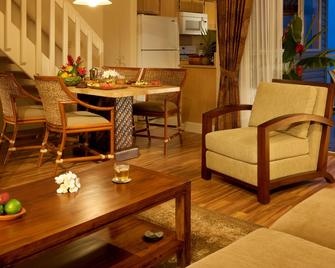 The Cliffs at Princeville - Princeville - Living room
