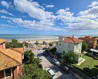 Hotel Sabra - Senigallia