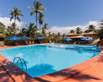 Hotel Resort Costa Dos Coqueiros - Imbassai - Pool