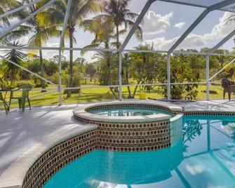 Pool Paradise Duplex 2 bedroom home - West Palm Beach - Pool