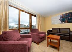 Staycity Serviced Apartments - Saint Augustine St - Dublin - Living room