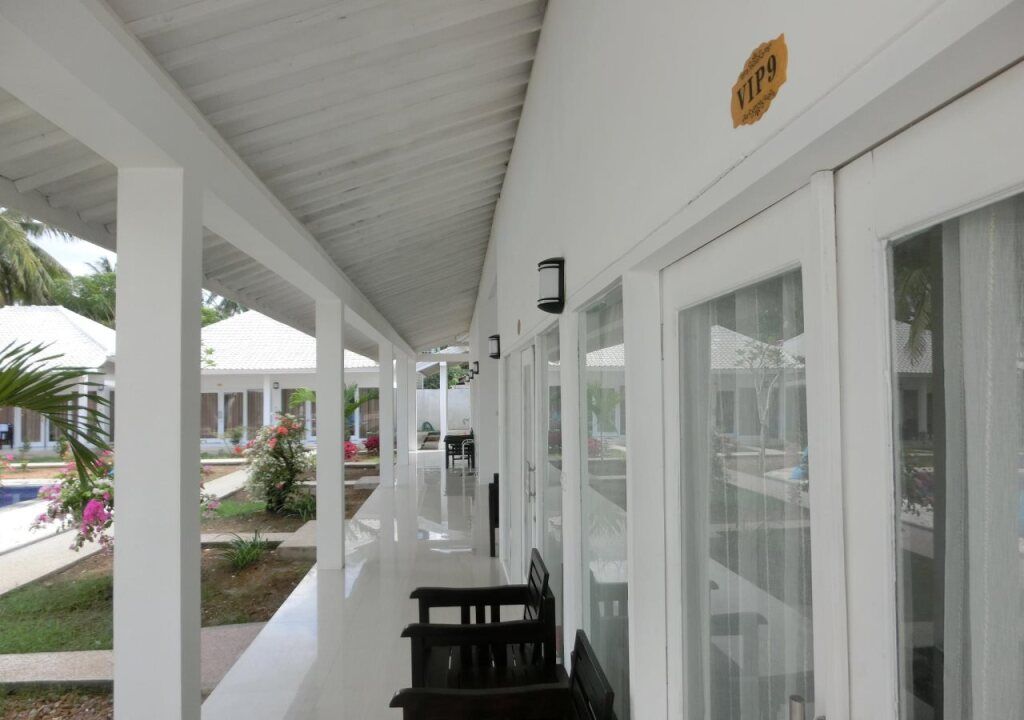 Lombok Holiday Hotel