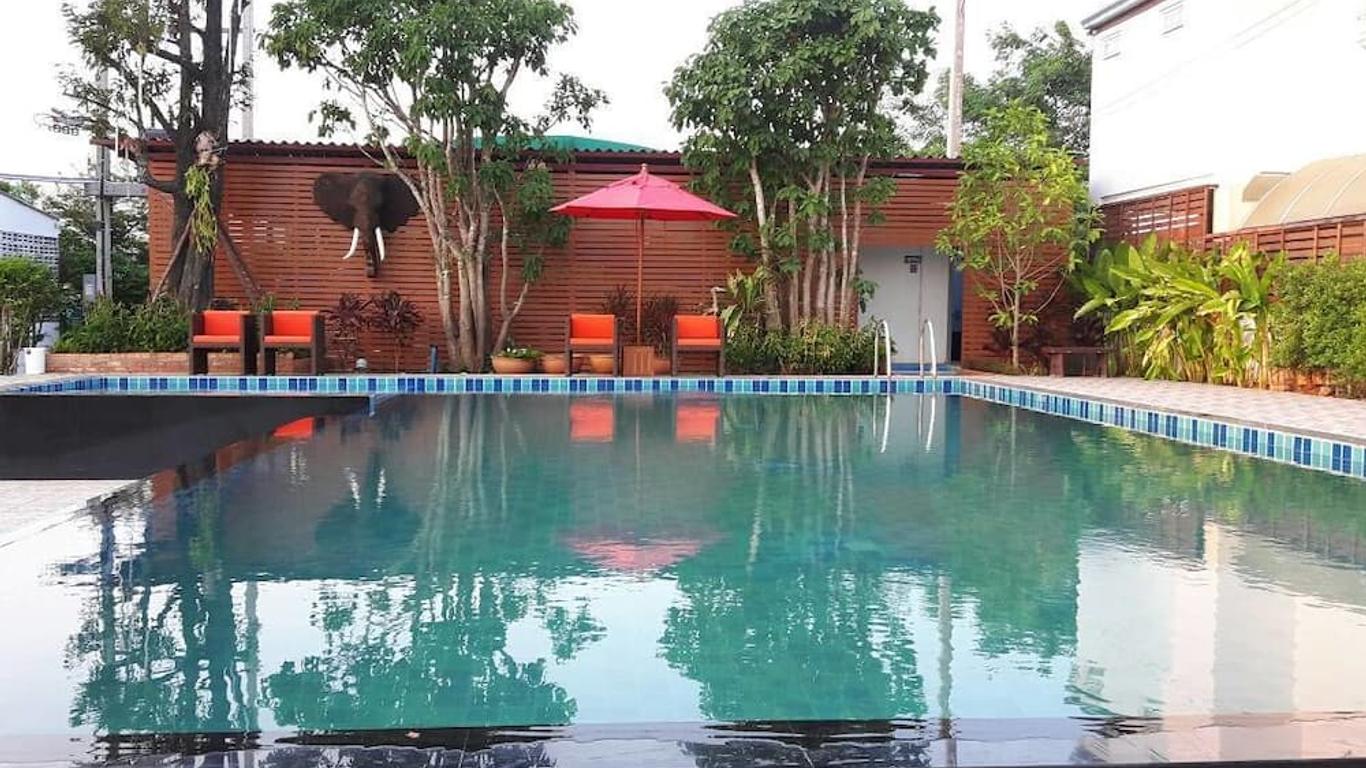 Tawan Anda Garden Hotel