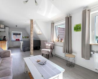 Ferienwohnung Nordfriesland - Niebull - Olohuone