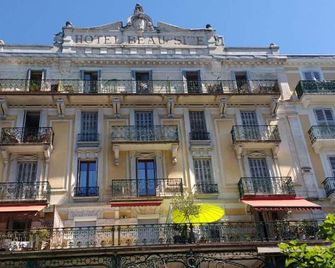 Le Beau Site Grand Hotel - lovely heritage cocoon Aix-les-Bains central park - Aix-les-Bains - Bâtiment