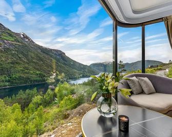 Sogndal Fjordpanorama - The atmosphere - Sogndal