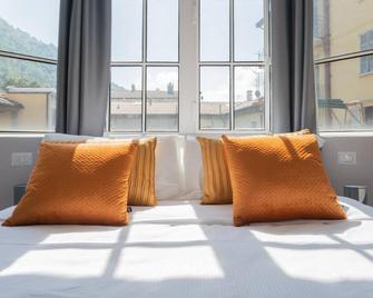 Sant'Agostino Apartments by Rent All Como - Como - Bedroom