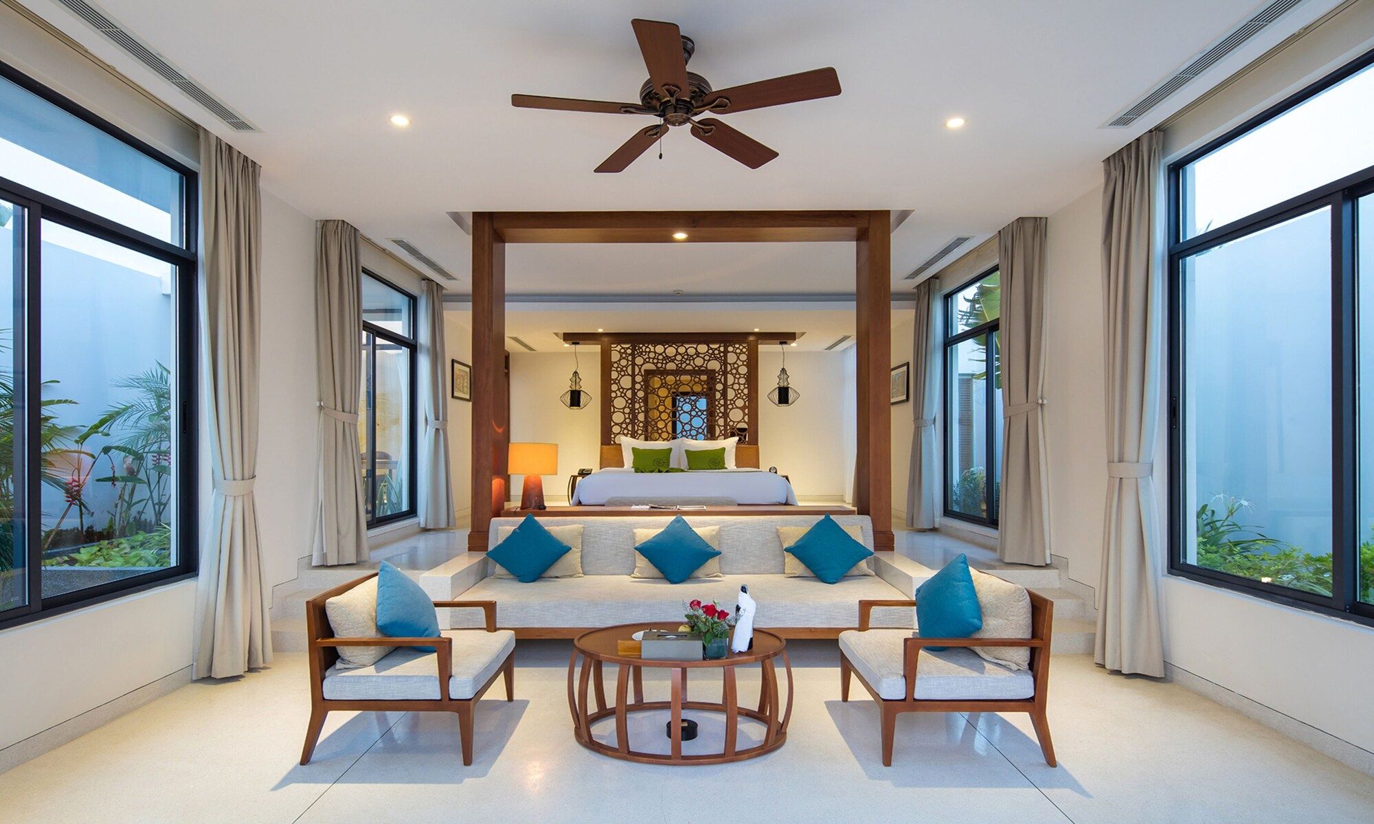 Cam Ranh Riviera Beach Resort & Spa - נה טראנג - סלון