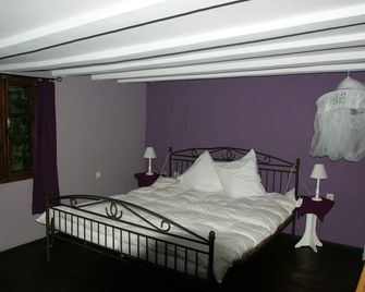 Authentiek Eifelhuis - Hellenthal - Chambre