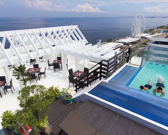 Microtel by Wyndham Mall of Asia - Pasay