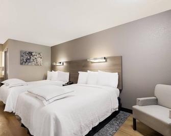 Red Roof Inn Plus+ Chicago - Naperville - Naperville - Phòng ngủ