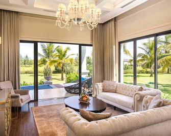 Vinpearl Cua Sot Resort Aff. By Melia - Ha Tinh - Living room