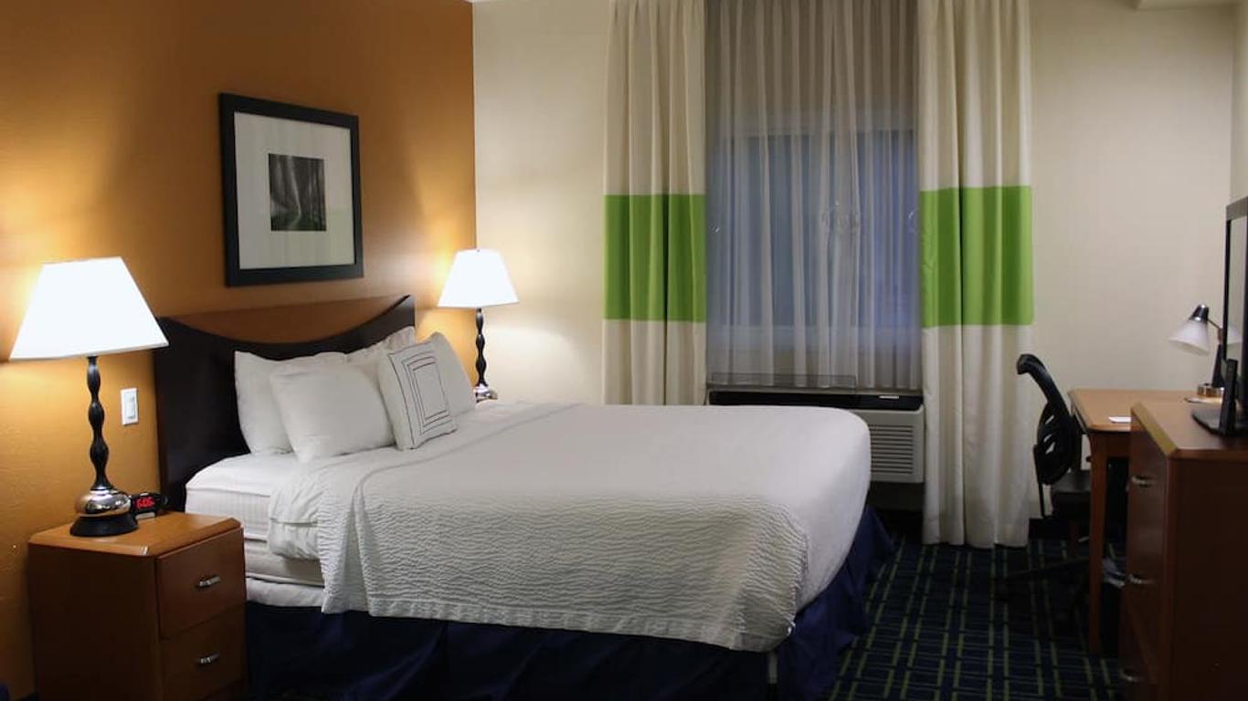 Fairfield Inn & Suites by Marriott San Francisco San Carlos