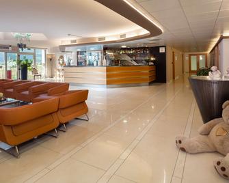 Best Western Hotel Adige - Trydent - Lobby