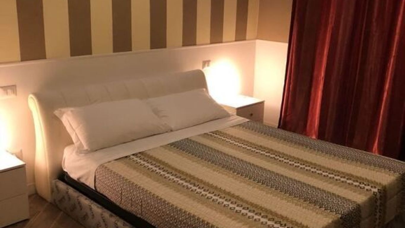 Rent Rooms Colosseum