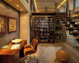 Spanish Farm Guest Lodge - Somerset West - Salon