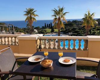 Cap Esterel Agay - large garden - exceptional sea and pool views - Saint-Raphaël - Balkon