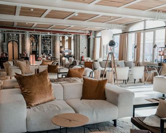 La Folie Douce Hotels Chamonix - Chamonix - Sala de estar