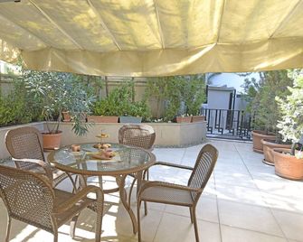 Cheya Sisli Bnb Medical & Business City Center Tesvikiye Suites And Apartments - Istanbul - Patio