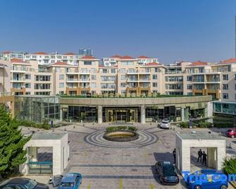 Grand Metropark Hotel Qingdao - Qingdao - Edificio
