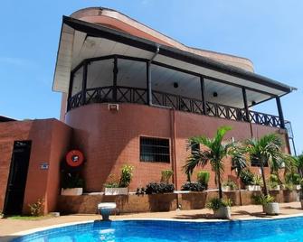 Hotel Hibiscus Louis - Libreville - Gebäude