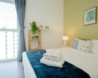 Nasma Luxury Stays - Waterfront Retreat With Balcony Near Theme Park - Abu Dhabi - Sovrum
