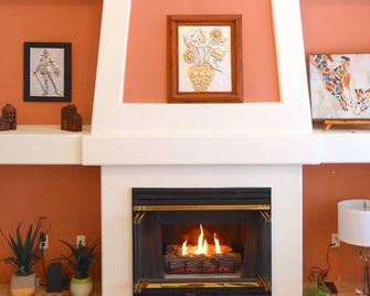 Henderson Hacienda, 5br free heated pool-spa, 15 min to Strip - Henderson - Room amenity