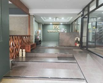 Phongkaew Hotel - Surat Thani - Recepción