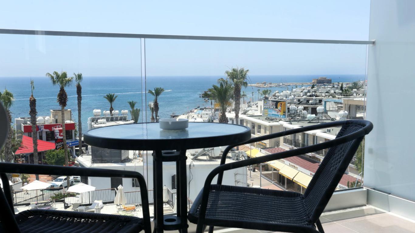 ديونيسوس سنترال هوتل