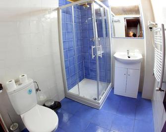 Hotel Sarao - Escarrilla