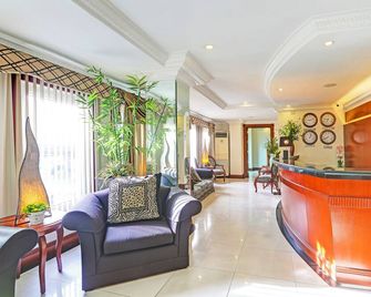 Townhouse Oak Makati Manila Near Pasay Evangelista - Manila - Lobby