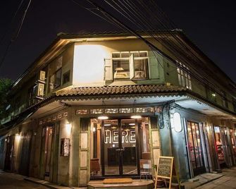 Here Hostel Bangkok - Bangkok - Building