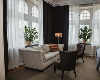 Home Hotel Christian IV - Крістіанстад - Вітальня
