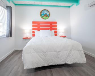 Salt Air Inn & Suites - Atlantic Beach - Slaapkamer