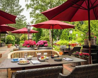 ألت لوبريجر هوف - هامبورغ - شرفة مرصوفة