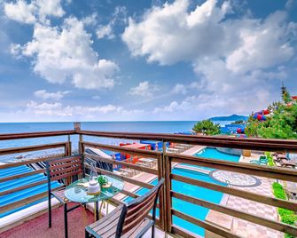 Yeongdeok Mercent - Yeongdeok - Balcony