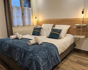 Duplex élégant Tours quais de Loire - Tours - Bedroom