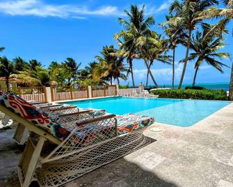 Miramar Villas Resort - San Pedro Town - Pool