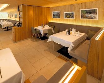 Hotel Restaurant Waldheim - Martell - Restaurace