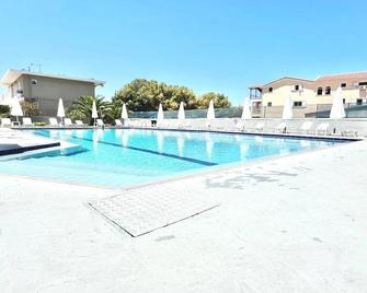 Eleana Hotel - Argassi - Piscină