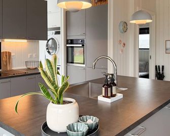 3 Bedroom Beautiful Home In Haderslev - Christiansfeld - Küche