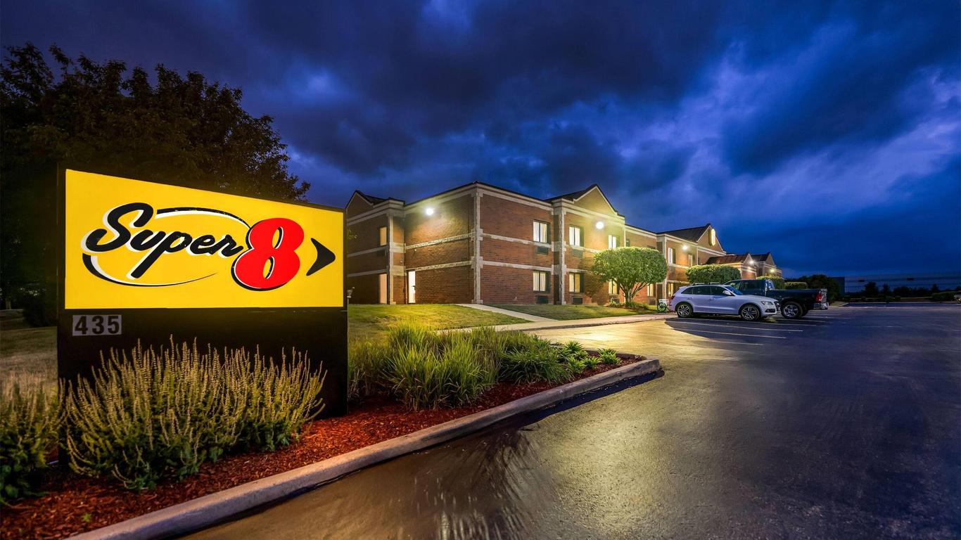 Super 8 by Wyndham Elgin