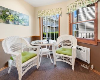 Bay Breeze Resort - Ephraim