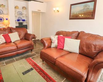 Clematis Cottage - Bakewell - Wohnzimmer