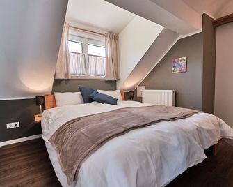 Boutique-Apartments am Ledererturm - Kelheim - Schlafzimmer