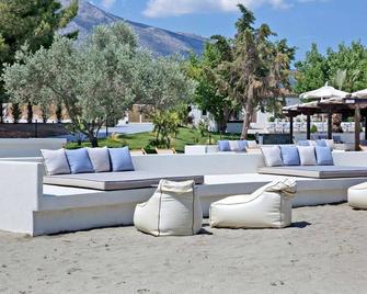Eretria Hotel & Spa Resort - Erétria - Patio